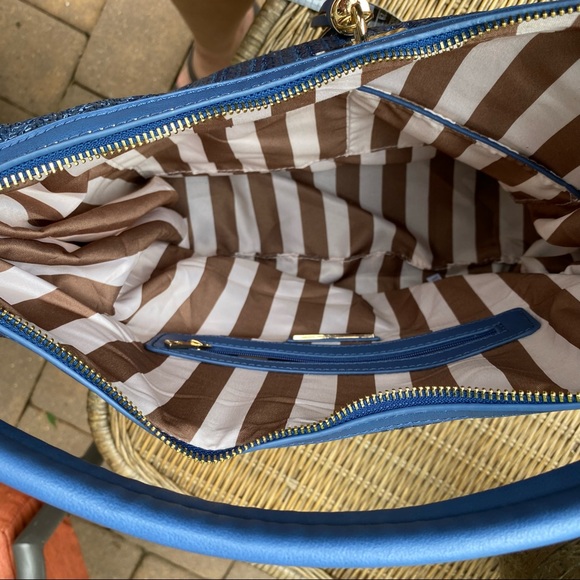 Urban Expressions Blue Woven Straw Tassel Bag - Picture 4 of 7